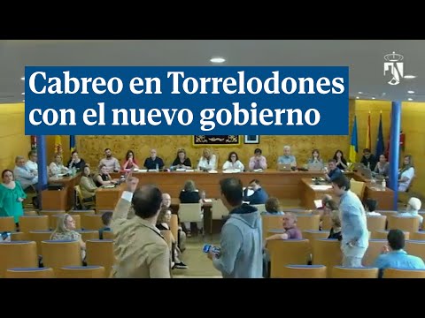 Un vecino de Torrelodones se enfrenta a la alcaldesa tras subirse el sueldo: "¡Es una vergüenza!"