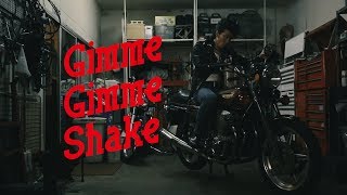Johnny Pandora - GIMME GIMME SHAKE