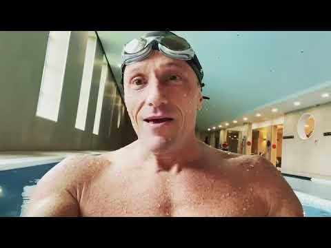 スイミングに挑戦!?♀️ ?♥️ 2.02km トータル ? (Try Swimming! ?♀️ ?♥️ 2.02km Total ??)