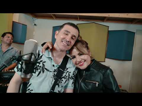 Ladrón y Briseyda Solís - Te Quiero Y Te Desprecio (Video Oficial)