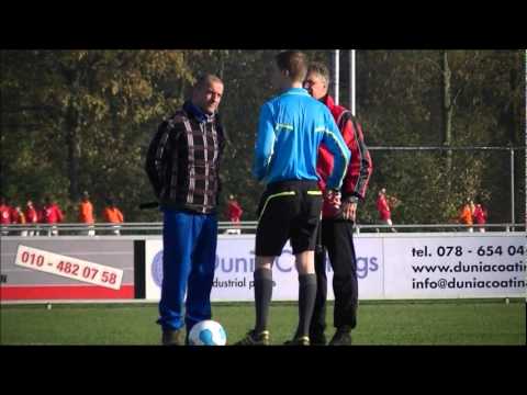 Oranje Wit D1 - DVO D1,deel 1/7