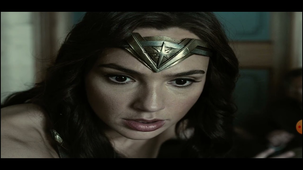 DUAS VERSÕES DO 4SS4LTO AO B4NCO LIGA DA JUSTIÇA(2017) E LIGA DA JUSTIÇA DE ZACK SNYDER(2021)