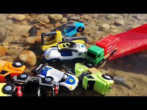 Fine Car Toys & Construction Truck Under The Mud - Wash Cars In The Wells - Toy Video For Kids Video