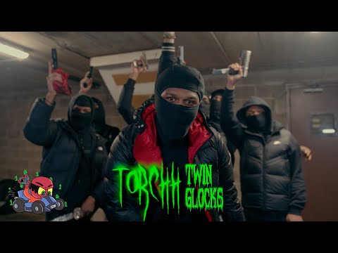 Torchh - Twin Glocks (shot by @RARIDIGITAL)