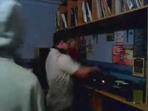 SLIPZ:CHAMPION 08/05/10 Part 2 Drum & Bass [www.quantumsoundz.co.uk]