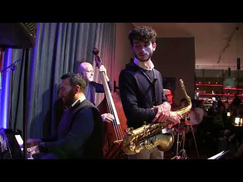 Alessandro Laura Quartet - "Insensatez" (A.C. Jobim)