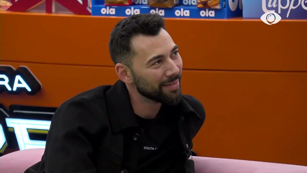 Ose ka grup ose jemi një grup/ Miri bisedon me Angelo dhe Selin