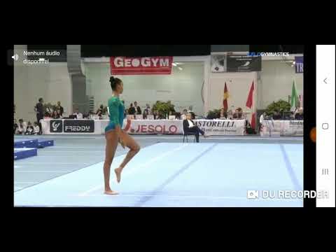 Carolyne Pedro FX 2018