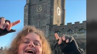 ENGLISH MUSICIAN SINGS YOUR SONGS!