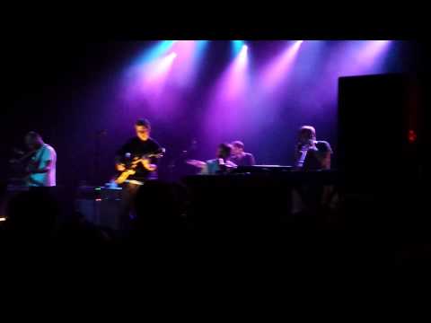 Cold War Kids -We Used to Vacation