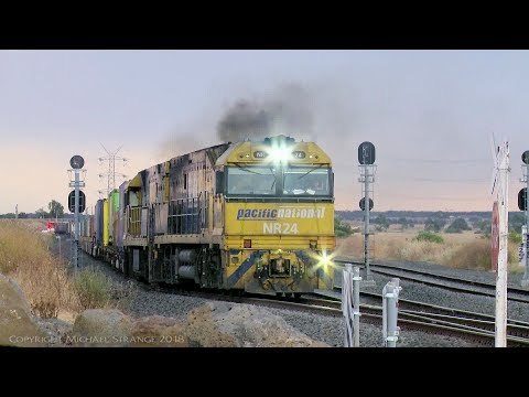 PM6 Pacific National Container Train (19/12/2016) - PoathTV Australian Rail Transport