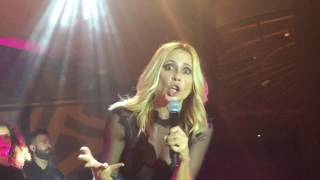 Marta Sánchez Sigo Intentando en directo Gran Casino Torrelodones Madrid