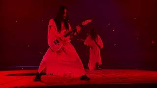 BABYMETAL &#39;Akumu no Rondo&#39; (with Kami Band solo) Budokan Black Night