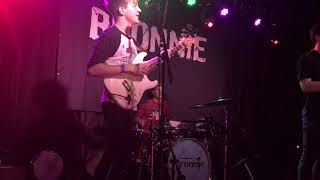 Thick as thieves // the verse