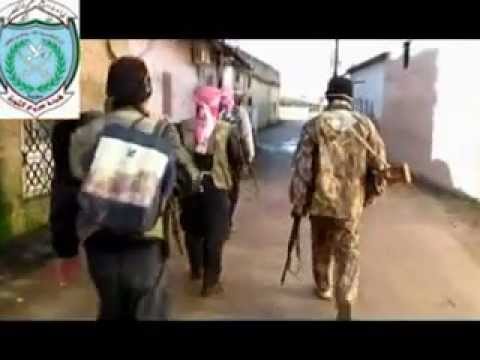 انتشار عناصر لواء درع سرايا النصر في بلدة المغير لمنع دخول قوات النزام الى بلدة كفر نبودة في ريف حماة