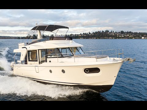 Beneteau Swift Trawler 41 Fly video
