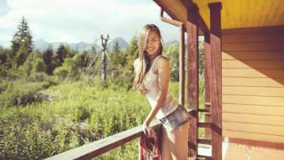 Bortharm - Breathin' (ft. Cara Hughes)