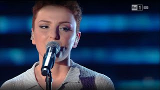Arisa - Guardando il cielo {SANREMO 2016} Live Audio - Photo Show con Video Clips
