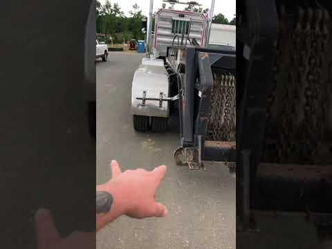 Disconnecting and reconnecting a lowboy trailer