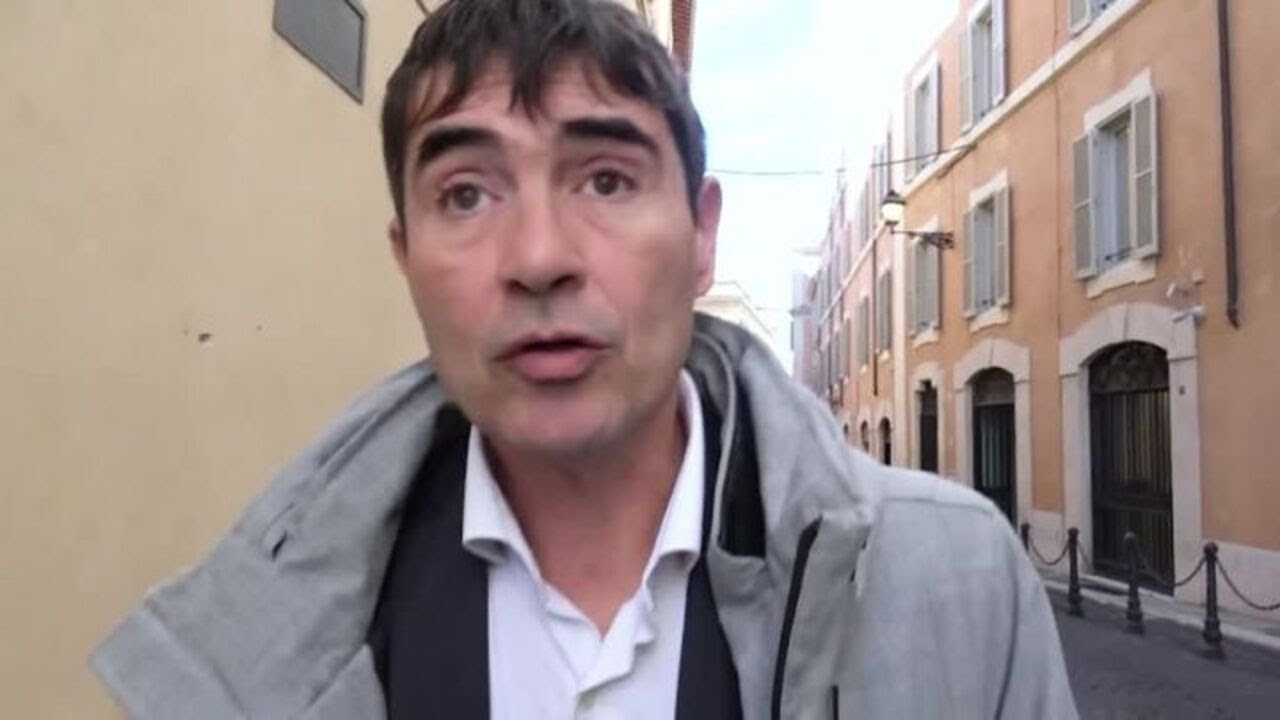 Manovra, Fratoianni: "Mai detto che chi guadagna 50mila euro sia ricco"