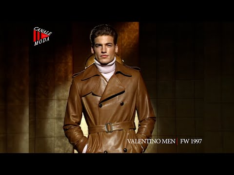 VALENTINO MEN Fall Winter 1997 Paris 4K - Canale Moda