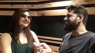 #Madhoo making her comeback in Hindi film #KhalliBalli which is a comedy horror...A brief chat with video