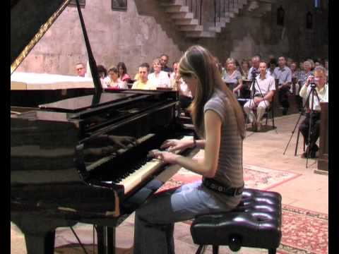 KATJA KLIMAN - Makedonski ples / A macedonian dance / Македонски танц