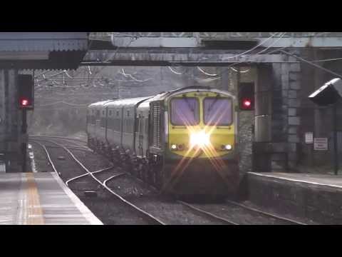 IE class 201 (227) + Mk3 Enterprise (9004) - Malahide Station