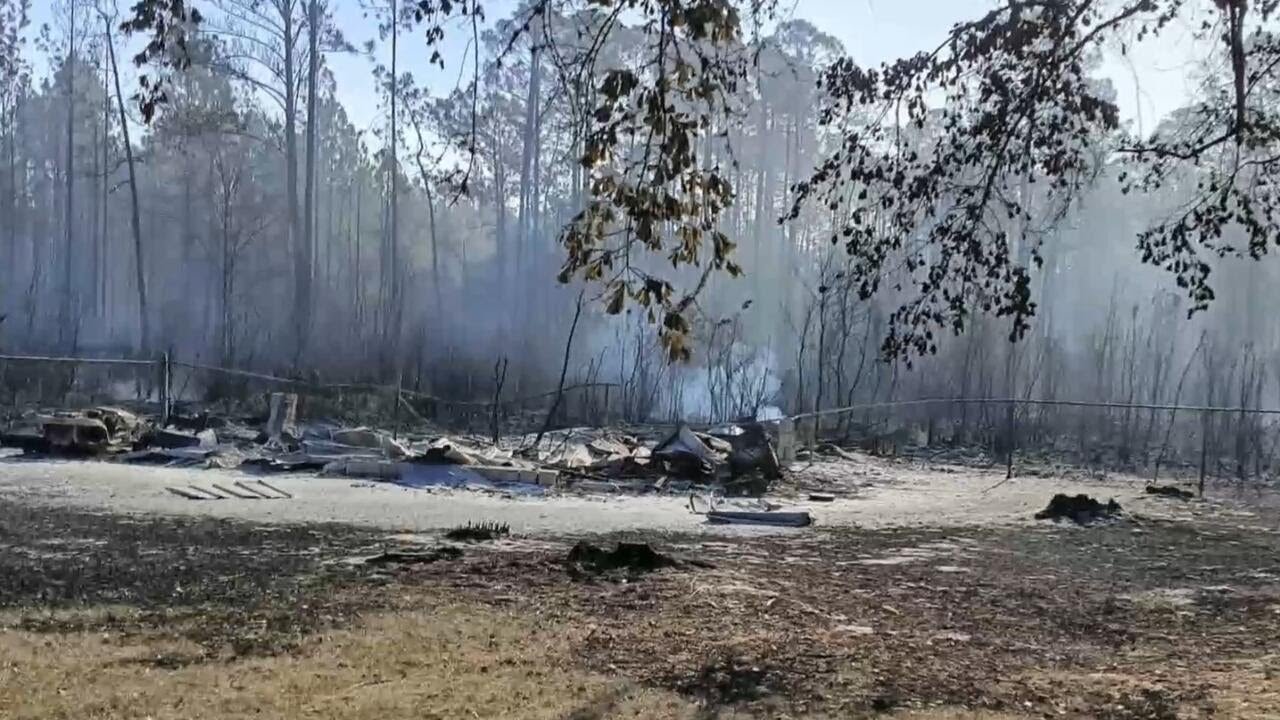 Georgia woman returns home to find "everything we own" destroyed in wildfire