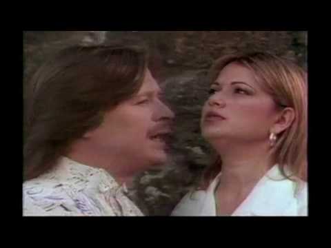 Fandango USA - Mi Corazón Se Pasa De Bueno Contigo (Video Oficial)