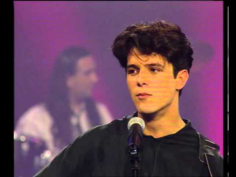 ALEJANDRO SANZ "SE LE APAGÓ LA LUZ"