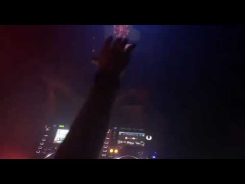 Arado plays "Tomi&Kesh, Dee no - Heavyweight" at Wilde Renate