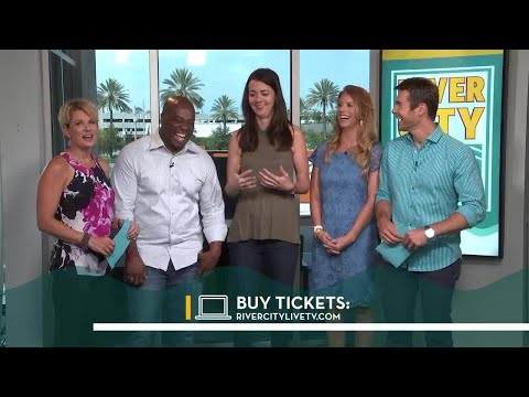 Comedian Carmen Lynch