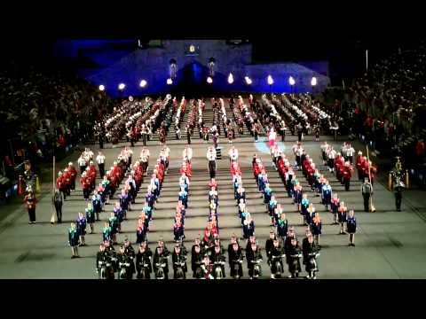 Edinburgh Royal Military Tattoo 2011 God Save the Queen and Auld Lang Syne