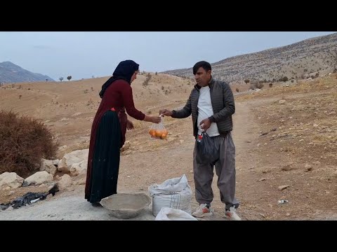 ث: Mahyar the Kind Hero: Helping Mother Hajar and Her Childre