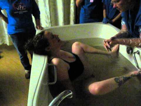 Natural Water Birth - YouTube
