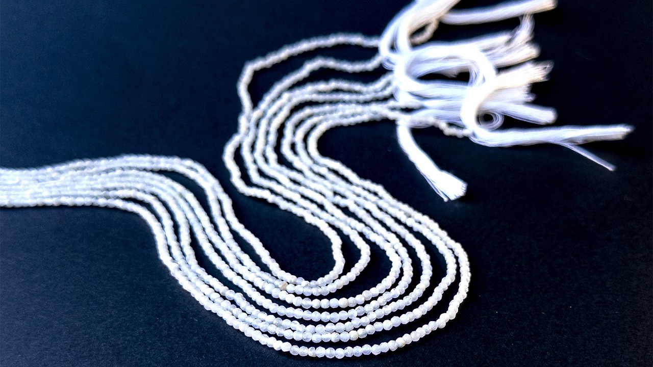 White Opal | Faceted Rondelle | 2.2mm Bead Size | 31cm Strand Length video