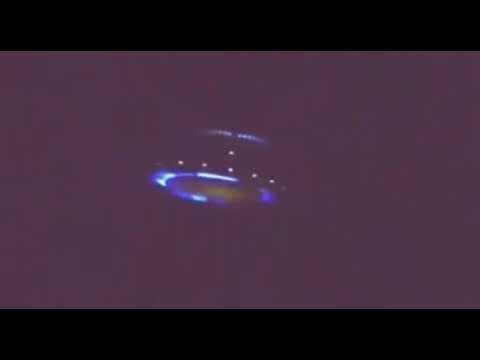 2017-03 Flying Saucer filmed at close range and low altitude. No information