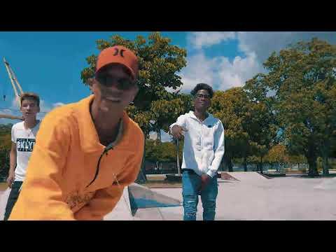 Tirenme // El Champion ft  La Pluma ft  El Tenti (Dir  YohanStereo)