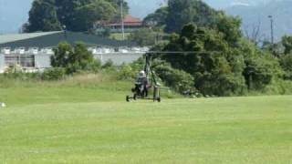 preview picture of video ''Blackbird' gyrocopter - Second take off at Murwillumbah.'