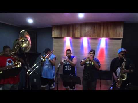 Ensaio da Brassil Melody Band - Medley Clássicos do Charme