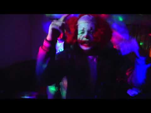 TÉKT / TKT - IT / AZ (Official Music Video)