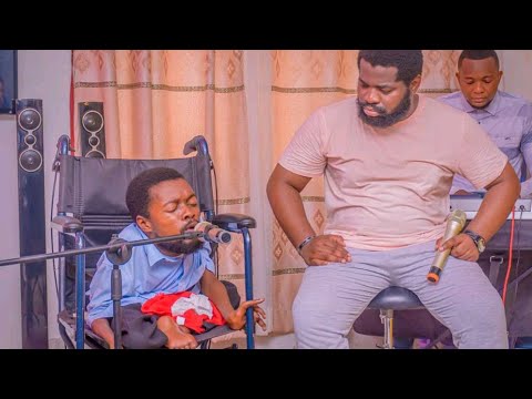 Profonde adoration  Nalingi yo Mingi  Fr Emmanuel Musongo Ft Ronick Lukombo  du Past Mike Kalambay