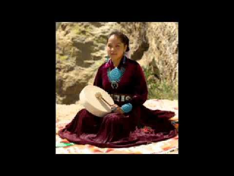 Krishel Augustine - Shinali T'iistsoh Sikaadi Deaa   ( My Relatives From Alamo New Mexico ).avi