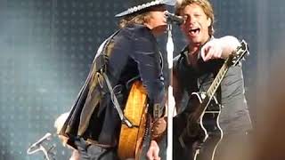 Bon Jovi - Stick to your guns