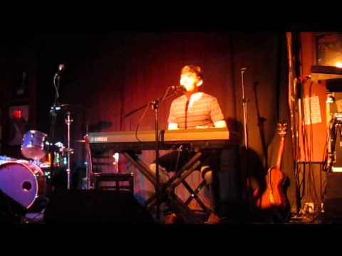 Lukewarm (Live at the Burren) - Chris Heller