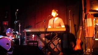 Lukewarm (Live at the Burren) - Chris Heller