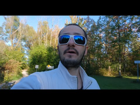 Fujifilm XT4 Walking Test Footage | DCI 4K / 4096 x 2160 [Straight Upload]