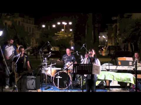 Mi avvicino a Te dolcemente...