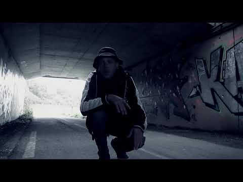 Ryska 911 Ma choregraphie,Face B: Pejmaxx "on a grandi". Prod: Mani Deiz